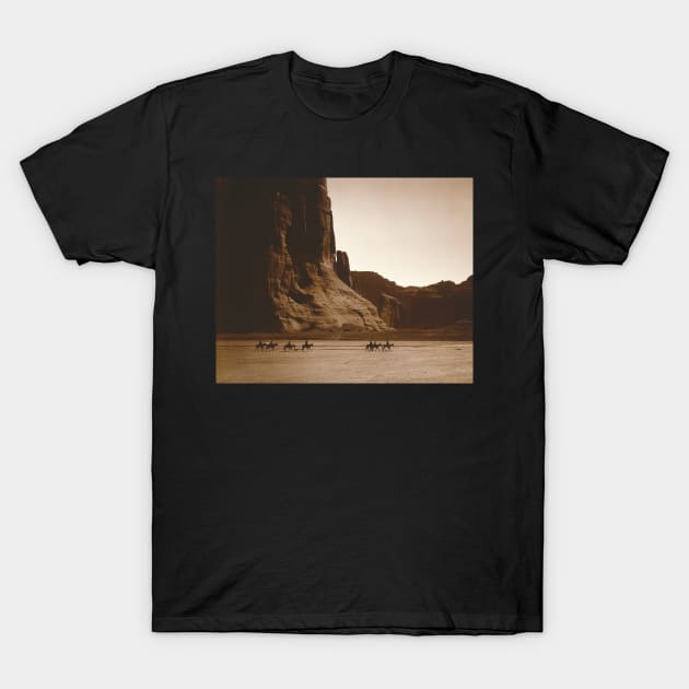 Navajo Riders in Canyon, 1904. Vintage Photo T-Shirt by historyphoto